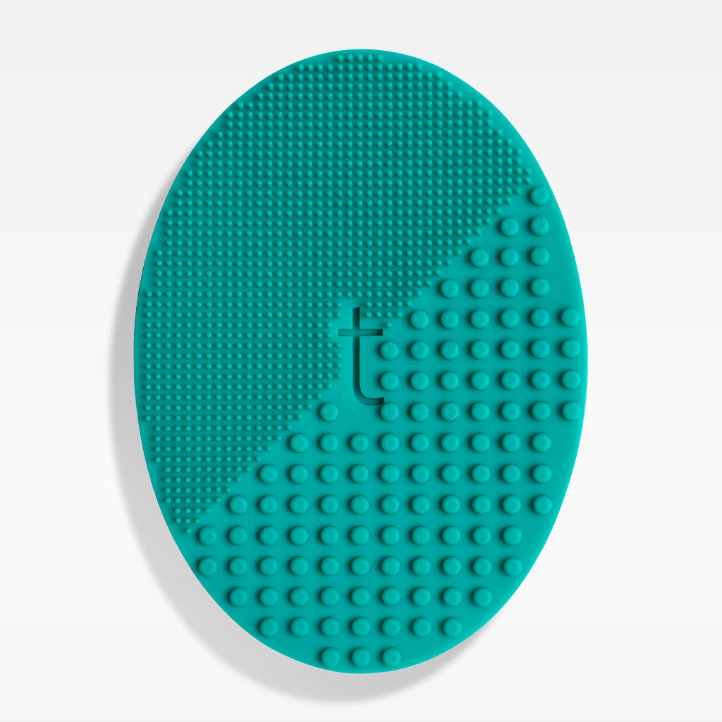 Brush Hero™ Silicone Makeup Brush Cleansing Pad – Vegan & Cruelty-Free